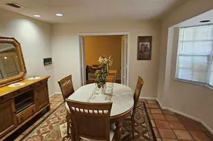 11453 Lakeview Dr, Coral Springs, FL 33071 - Photo 12