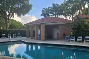 11453 Lakeview Dr, Coral Springs, FL 33071 - Photo 42