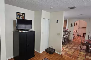 11453 Lakeview Dr, Coral Springs, FL 33071 - Photo 22