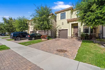 5809 NW 46th Lane, Tamarac, FL 33319 - Photo 2