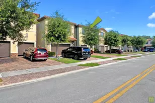 5809 NW 46th Ln, Tamarac, FL 33319 - Photo 4