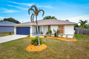 521 SW Halifax Ave, Port Saint Lucie, FL 34953 - Photo 2