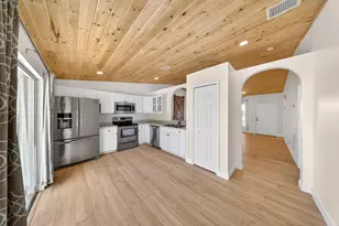 521 SW Halifax Ave, Port Saint Lucie, FL 34953 - Photo 12
