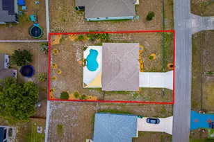 521 SW Halifax Ave, Port Saint Lucie, FL 34953 - Photo 6