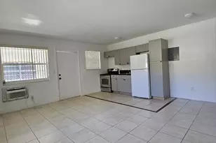 2032 NE 168th St, North Miami Beach, FL 33162 - Photo 4