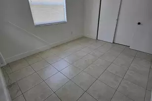 2032 NE 168th St, North Miami Beach, FL 33162 - Photo 2