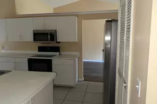 2426 SE Addison St, Port Saint Lucie, FL 34984 - Photo 18