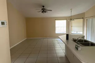 2426 SE Addison St, Port Saint Lucie, FL 34984 - Photo 16
