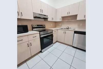 500 NE 3rd Street #109, Hallandale, FL 33009 - Photo 6