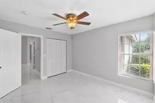 17646 SW 10th St, Pembroke Pines, FL 33029 - Photo 6