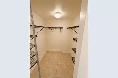 1000 Colony Point Circle #315, Pembroke Pines, FL 33026 - Photo 4