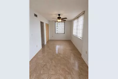1000 Colony Point Circle #315, Pembroke Pines, FL 33026 - Photo 8
