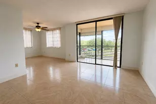1000 Colony Point Cir, Pembroke Pines, FL 33026 - Photo 1