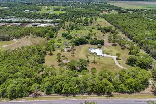 425 N Ffa Rd, Fort Pierce, FL 34945 - Photo 1