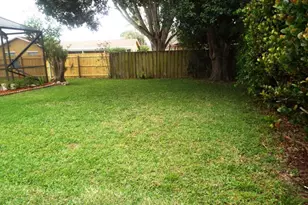 1268 Pinetta Cir, Wellington, FL 33414 - Photo 12