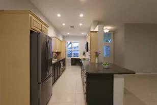 117 Hampton Cir, Jupiter, FL 33458 - Photo 8