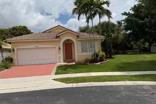 1071 Fosters Mill Rd, Boynton Beach, FL 33436 - Photo 2