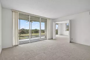 3507 Oaks Way, Pompano Beach, FL 33069 - Photo 6
