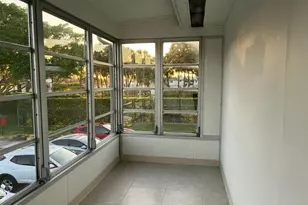 267 Flanders F, Delray Beach, FL 33484 - Photo 6
