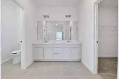 10724 NW Suncrest Lp, Port Saint Lucie, FL 34987 - Photo 12