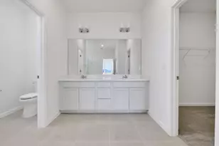 10724 NW Suncrest Lp, Port Saint Lucie, FL 34987 - Photo 12