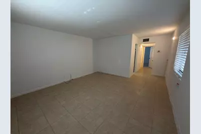 515 S Sequoia Drive #212, West Palm Beach, FL 33409 - Photo 4