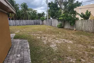 1597 NE 53rd Ct, Pompano Beach, FL 33064 - Photo 24