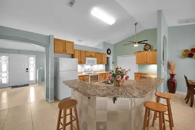 663 NW North Macedo Boulevard, Port Saint Lucie, FL 34983 - Photo 10