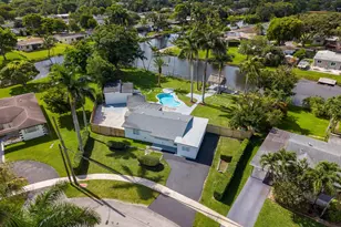 8946 SW 52nd Ct, Cooper City, FL 33328 - Photo 2