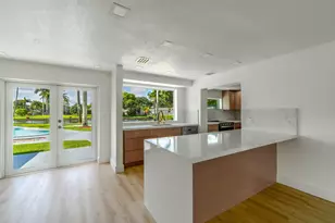 8946 SW 52nd Ct, Cooper City, FL 33328 - Photo 4