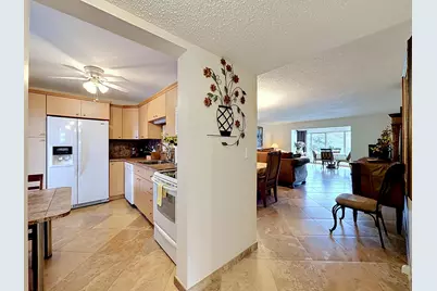 4270 NW 40th Street #401, Lauderdale Lakes, FL 33319 - Photo 12
