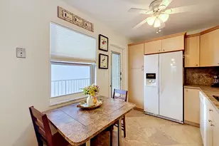 4270 NW 40th St, Lauderdale Lakes, FL 33319 - Photo 12