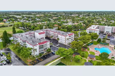 4270 NW 40th Street #401, Lauderdale Lakes, FL 33319 - Photo 2