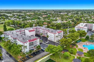 4270 NW 40th St, Lauderdale Lakes, FL 33319 - Photo 2