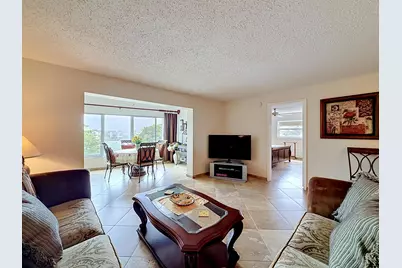 4270 NW 40th Street #401, Lauderdale Lakes, FL 33319 - Photo 28