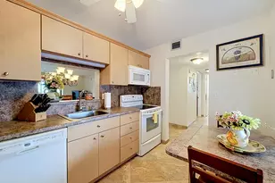 4270 NW 40th St, Lauderdale Lakes, FL 33319 - Photo 14