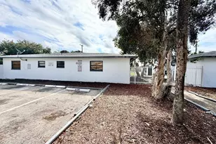 5730 NW 27th Ct, Lauderhill, FL 33313 - Photo 4