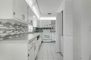 13679 Date Palm Ct, Delray Beach, FL 33484 - Photo 10