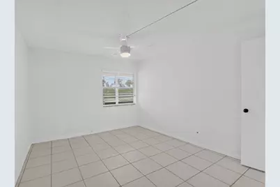 200 Normandy E #200, Delray Beach, FL 33484 - Photo 12
