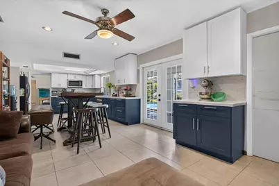7501 NW 6th Street, Plantation, FL 33317 - Photo 26