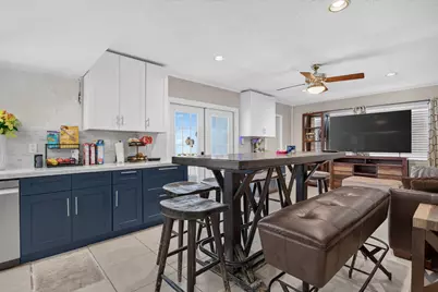 7501 NW 6th Street, Plantation, FL 33317 - Photo 22
