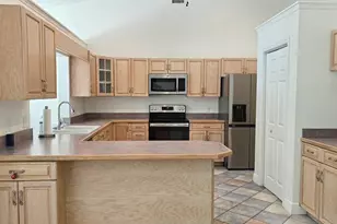 2043 SE Camilo St, Port Saint Lucie, FL 34952 - Photo 10