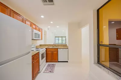 7520 La Paz Boulevard #104, Boca Raton, FL 33433 - Photo 14