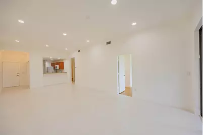 7520 La Paz Boulevard #104, Boca Raton, FL 33433 - Photo 18