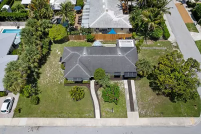 1725 N Lakeside Drive, Lake Worth Beach, FL 33460 - Photo 4
