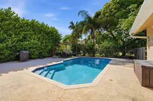 9577 Majestic Way, Boynton Beach, FL 33437 - Photo 2