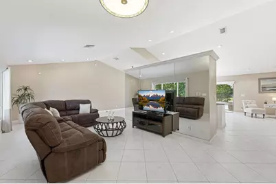 9577 Majestic Way, Boynton Beach, FL 33437 - Photo 14