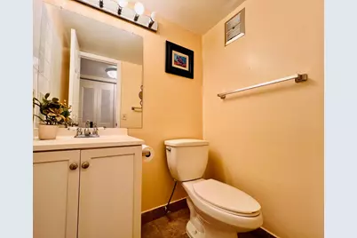142 Cambridge F, West Palm Beach, FL 33417 - Photo 6