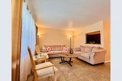 142 Cambridge F, West Palm Beach, FL 33417 - Photo 4