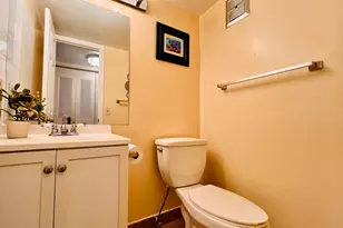 142 Cambridge F, West Palm Beach, FL 33417 - Photo 6